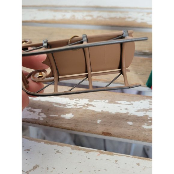 Hallmark old fashioned sled 1991 tournament holiday tree - Picture 7 of 7